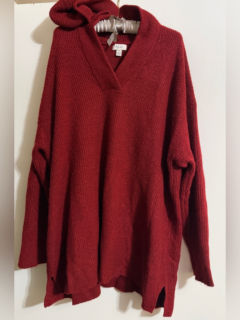 Vneck hooded sweater